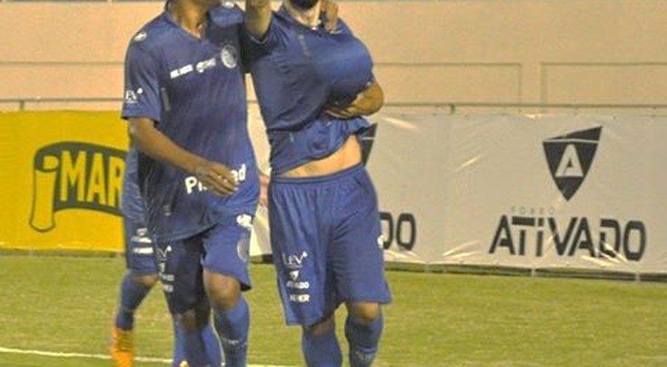 confiança goleia o Lagarto