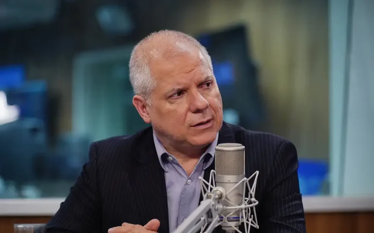 Quem é Alessandro Stefanutto, ex-presidente do INSS preso em operação da PF