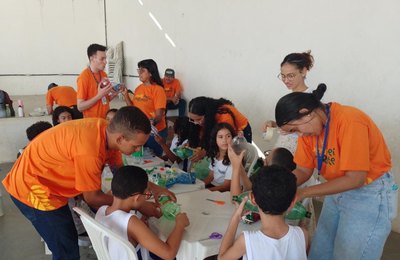 Alurb leva educação ambiental para bairros e escolas da capital