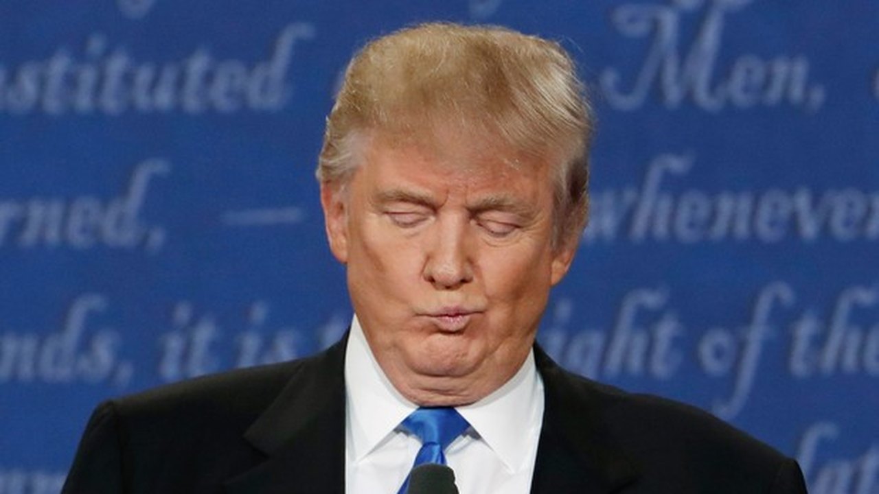 Donald Trump fica na defensiva após revelação sobre sua situação tributária