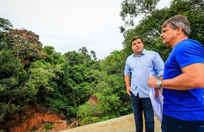 Prefeito em exercício vistoria barreira reconstruída no Murilópolis
