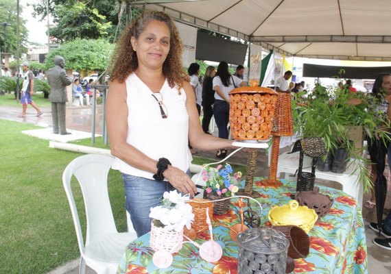 Dia do Trabalhador é comemorado em praça pública no Centro de Arapiraca