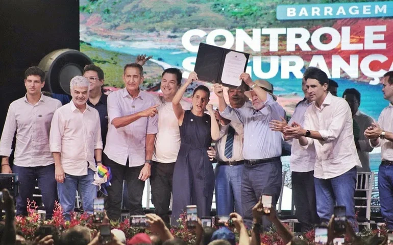 Lula e Waldez dão início à retomada da obra da Barragem Igarapeba