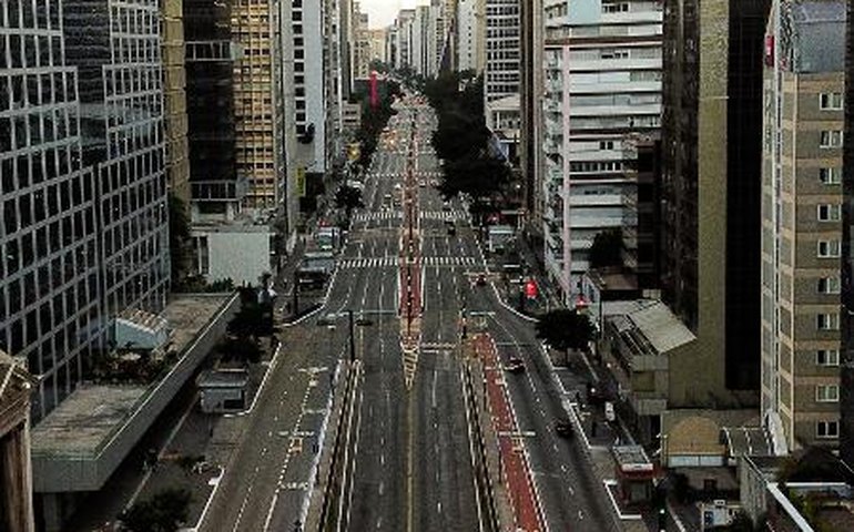 SP totaliza mais de 19 mil mortos por covid-19; casos passam de 415 mil