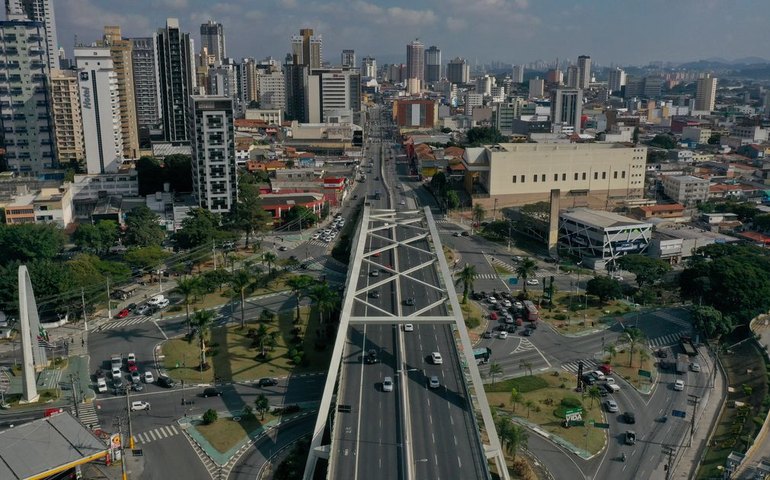Vitória apertada de Lula projeta disputa polarizada em Osasco