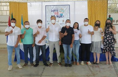 Anadia entrega 600 documentos de identidade emitidos na Caravana Meu RG na Mão