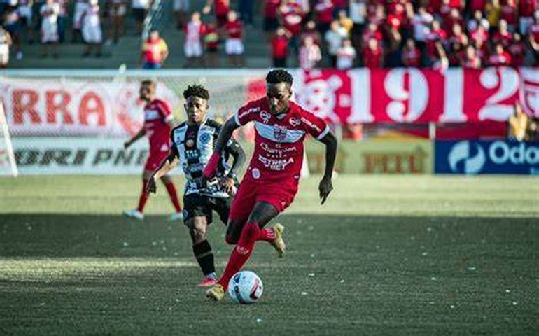 Com três vitórias consecutivas, CRB ganha folga e aproveita para ajustar a equipe para a sequencia da Série B