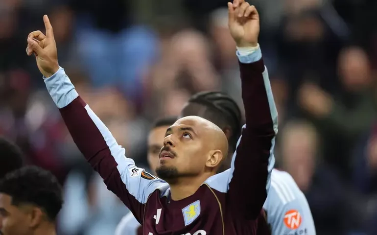 Após Robinio Vaz, Roma reforça ataque com Donyell Malen