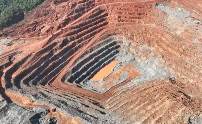 Empresa chinesa compra maior reserva de urânio do Brasil por R$ 2 bilhões Empresa chinesa compra maior reserva de urânio do Brasil por R$ 2 bilhões