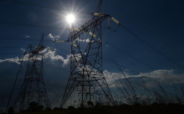 Enel SP: chuvas deixam 579,5 mil clientes sem energia nesta tarde