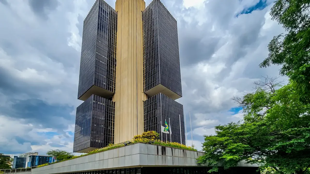 Bancos poderão descontar aportes antecipados ao FGC