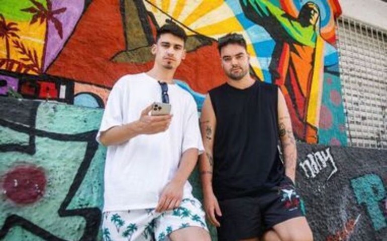 Turistas portugueses viralizam ao relatar perseguição ao lado de PMs no Rio