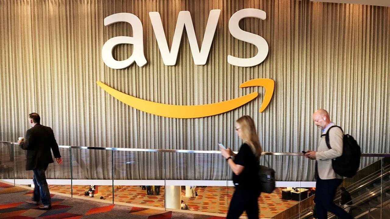 Itália suspeita de fraude de 1,2 bilhão de euros da norte-americana Amazon, revela mídia