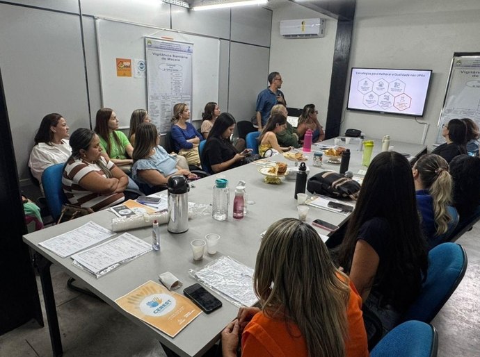 Cerest Maceió capacita técnicos das UPAs para preenchimento de fichas de notificação