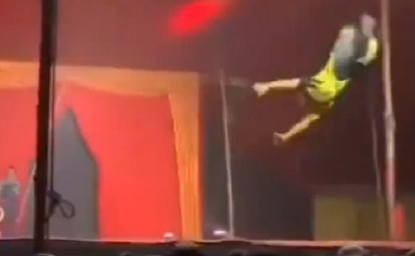 Trapezista sofre queda e atinge plateia durante apresentação de circo no TO