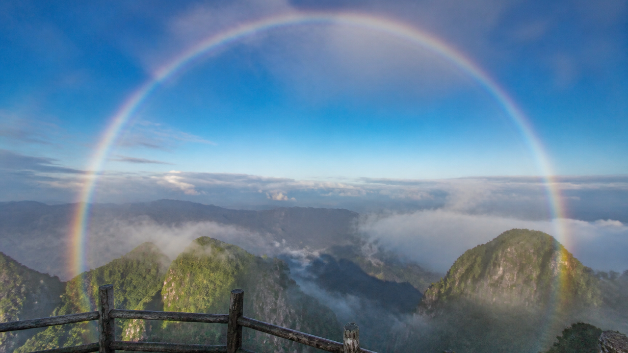 Espetáculo incrível: um deslumbrante arco-íris encanta a todos na China