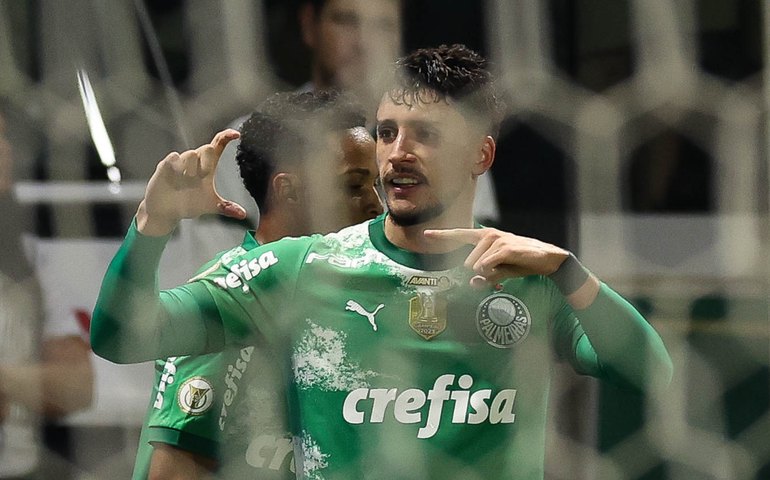 Idade, talento e revenda: por que o Palmeiras que tirar Maurício do Internacional