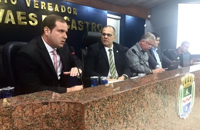 Prefeitura apresenta ações em grotas durante audiência pública
