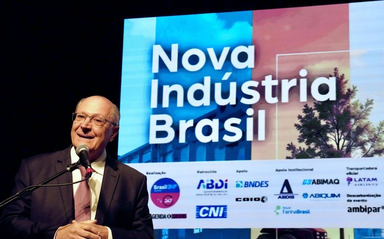 Alckmin diz que Haddad terá apoio integral do governo para meta fiscal