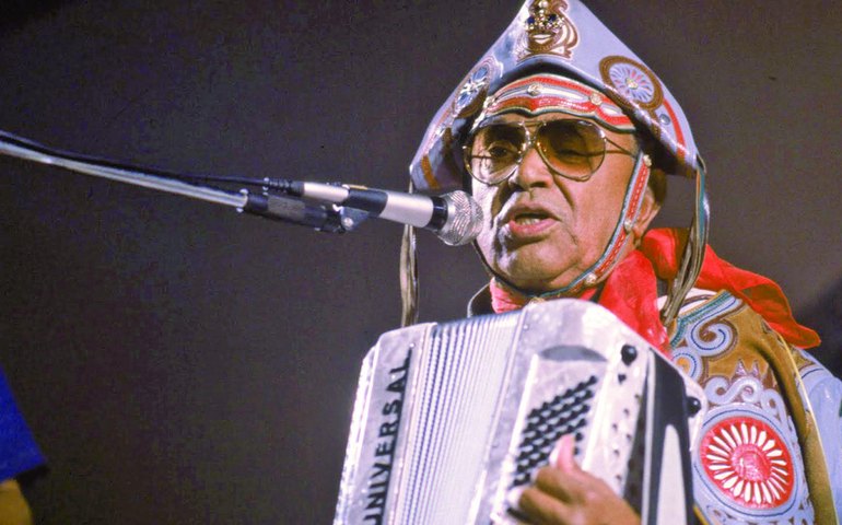 Trinta e dois anos depois da morte, Luiz Gonzaga inspira artistas e atletas que o divulgam até em japonês nas Olimpíadas