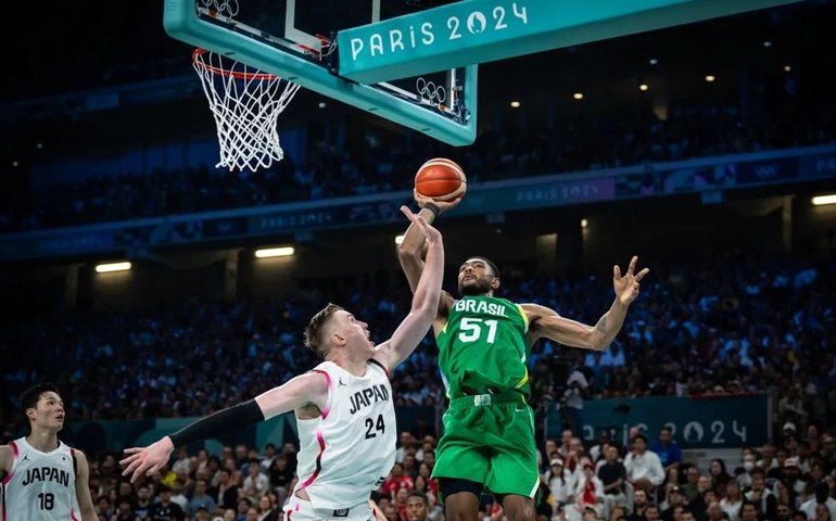 Brasil bate Japão e aguarda resultados para avançar em Paris