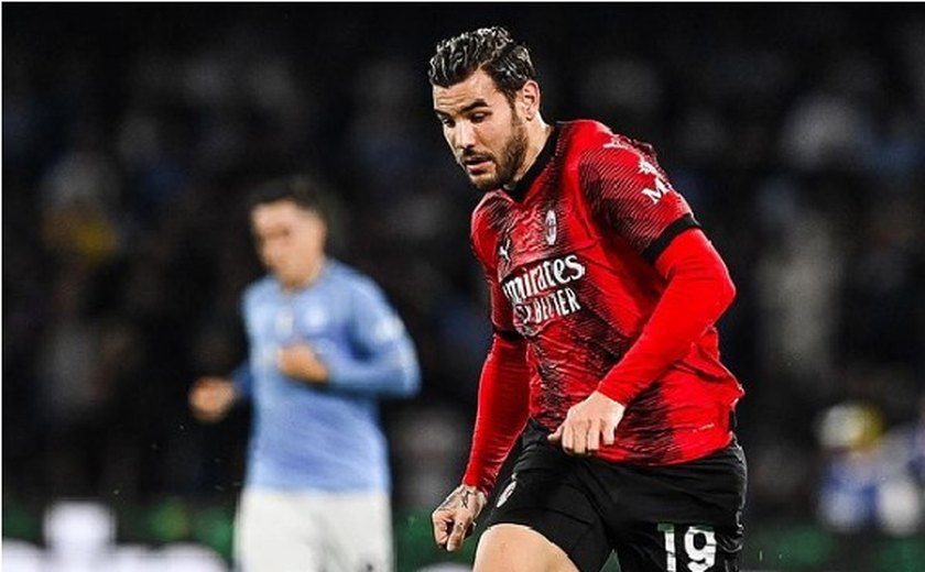 Milan abre 2 a 0 no primeiro tempo, mas Napoli busca o empate na etapa final pelo Italiano