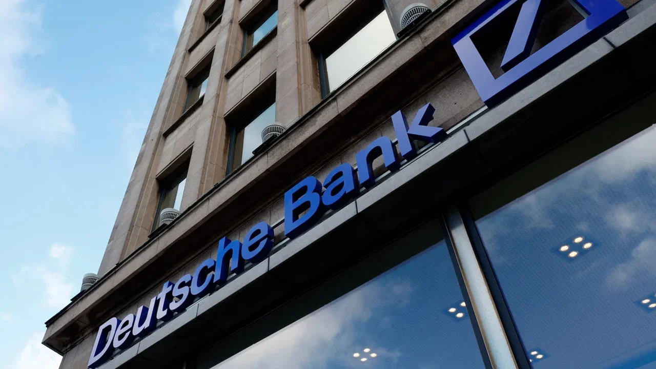 Hong Kong multa Deutsche Bank em US$ 3 milhões por violações regulatórias
