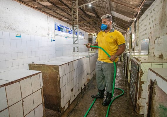 Mercado e feira do Tabuleiro recebem mutirão de limpeza nesta segunda (25)