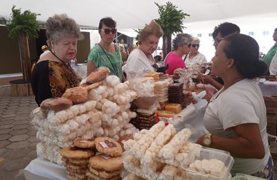 Cocadeiras deodorenses participam de recepção de turista na temporada de Cruzeiros em Maceió