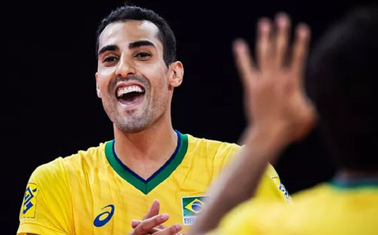 &#8216;Domingão&#8217;: Douglas Souza é confirmado no &#8216;Dança dos Famosos&#8217;