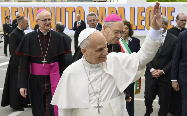 Papa Leão XIV renova apelo por paz em 1º aniversário de eleição