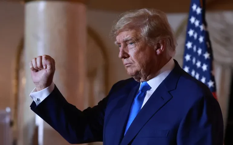 Irã rejeita acusações 'maliciosas' de envolvimento em tentativa de matar Trump
