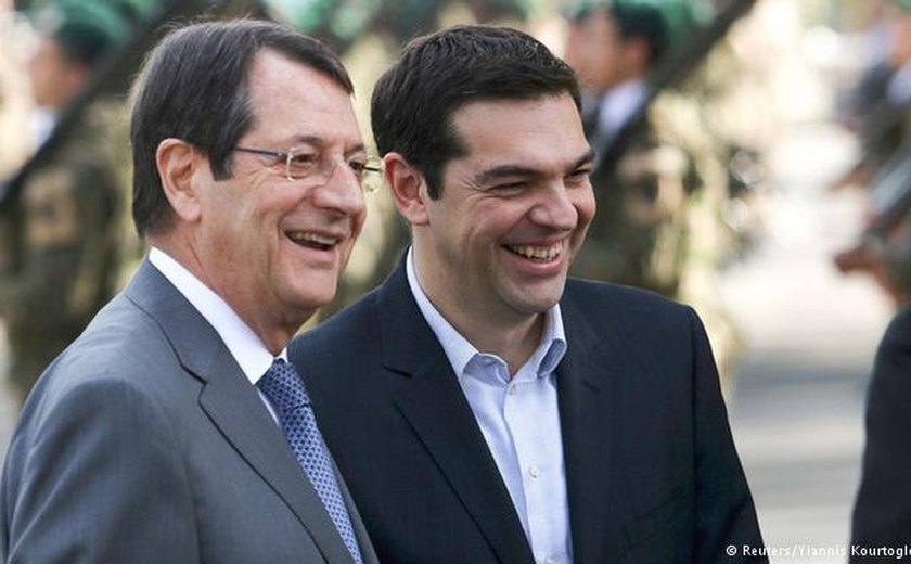 Grécia busca apoio de líderes europeus para redução da dívida do país