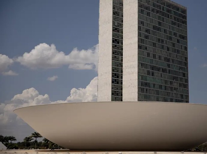 Câmara dos Deputados aumenta tempo mínimo para progressão de pena por homicídio