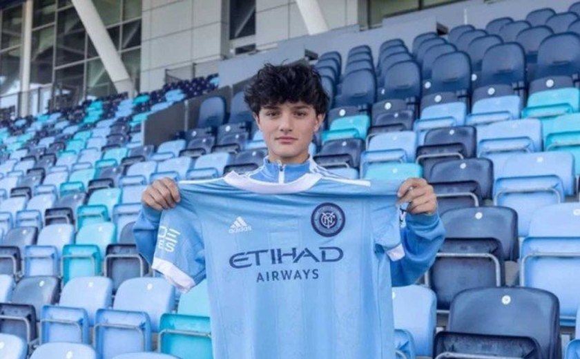 Jogador de 14 anos se torna o mais jovem a assinar contrato profissional na MLS