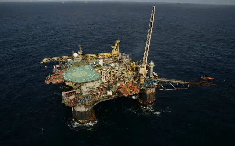 Opep mantém projeções para alta da oferta de petróleo fora da Opep+ em 2025 e 2026