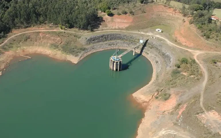 Mesmo com reforço de água, Cantareira vive seca de moderada a severa