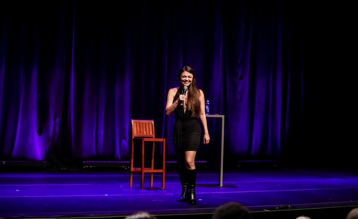 Bruna Louise apresenta show comemorativo de 15 anos em Maceió e Arapiraca