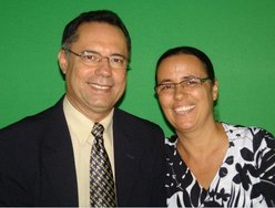 Pr. Ivaldo e missionária Fátima