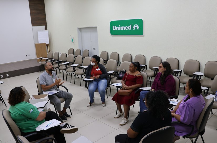 Unimed Maceió realiza encontro de grupo terapêutico que integra saúde mental ao tratamento da obesidade