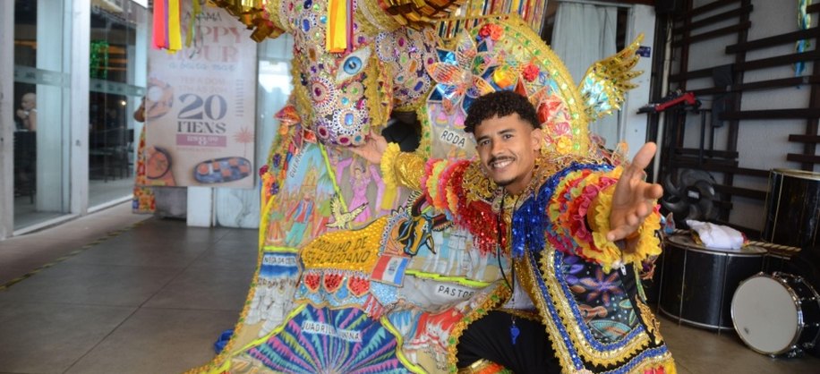 Além de preservar a tradição do Bumba Meu Boi, festival fortalece a economia criativa, gera renda para artistas e movimenta os bairros de Maceió. Foto: Beto Macário/ Secom Maceió