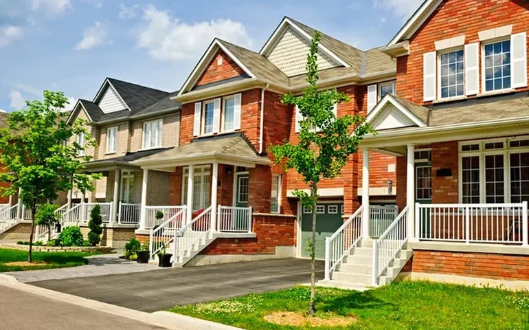 Construções de moradias iniciadas nos EUA caem 11,4% em março ante fevereiro