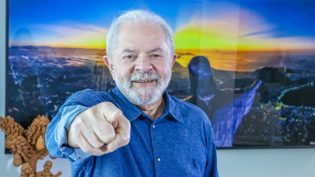 Brasil do Futuro: Salário mínimo voltará a ter aumento real para que ninguém perca poder de compra