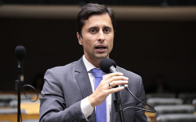 Comissão aprova pagamento de BPC a menores de idade com deficiência sem comprovação de renda mínima