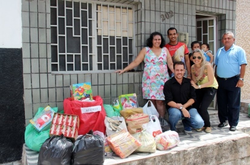 Itec faz doações para a favela Sururu de Capote