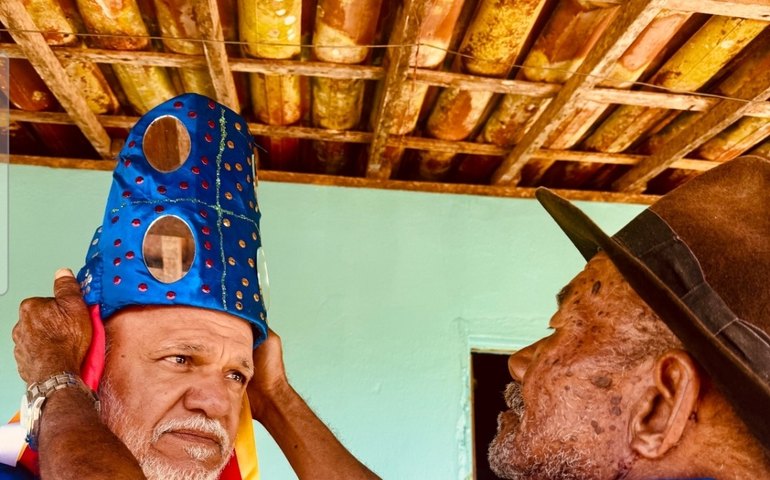 Chico de Assis visita Palmeira dos Índios e grava série de vídeos em homenagem aos 136 anos da cidade