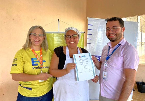 Equatorial Alagoas forma primeira turma de bolos artísticos em Penedo