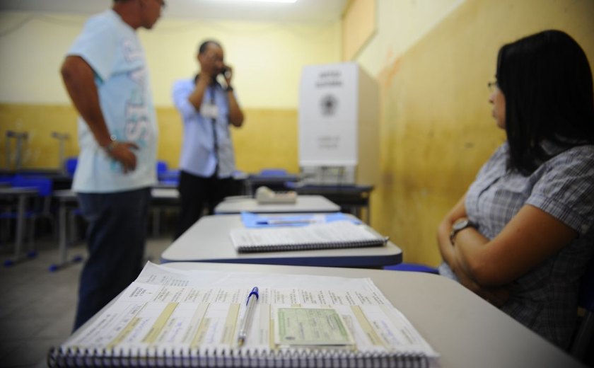 TSE esclarece que comprovante de voto não vale como prova de vida