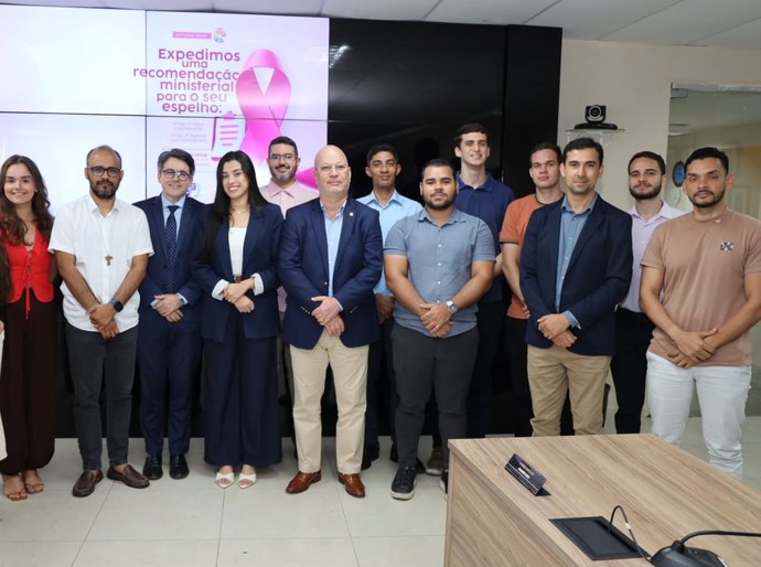 Estudantes de Direito da Uneal Maceió fazem visita técnica e conhecem funcionamento do Ministério Público de Alagoas