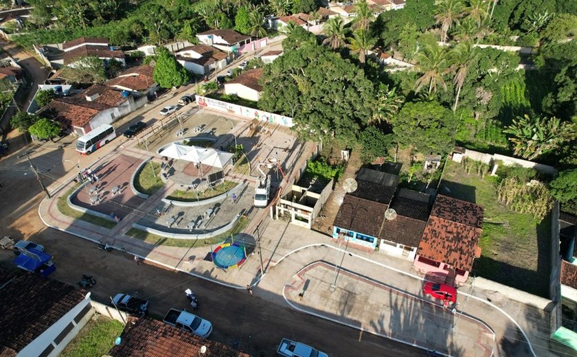 Prefeito Ronaldo Lopes entrega investimentos no povoado quilombola Tabuleiro dos Negros